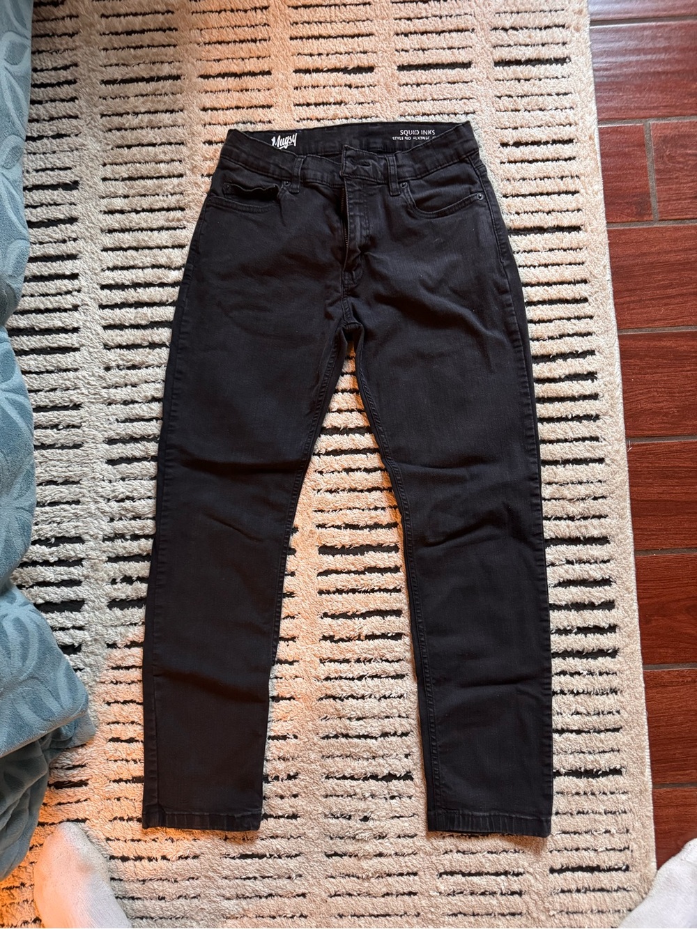 Black Mugsy Jeans 32-30